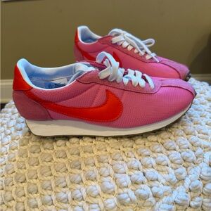 Nike Pink and Red Women's Sneakers